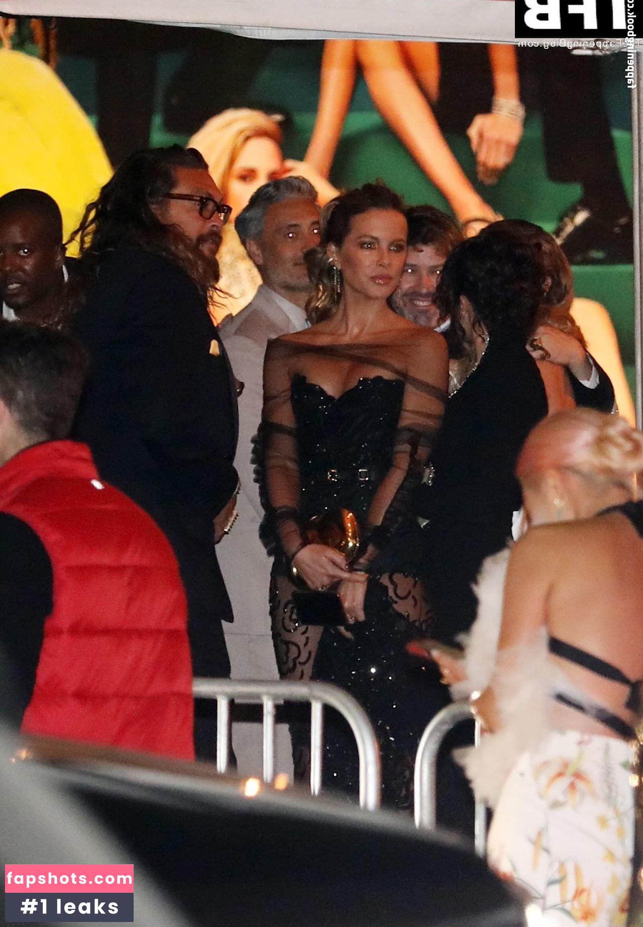 Kate Beckinsale Nahé úniky fotek pouze od fanoušků #423 - Fapshots