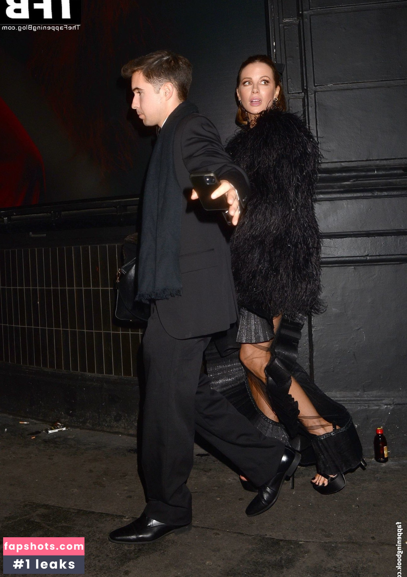 Kate Beckinsale Nahé úniky fotek pouze od fanoušků #441 - Fapshots