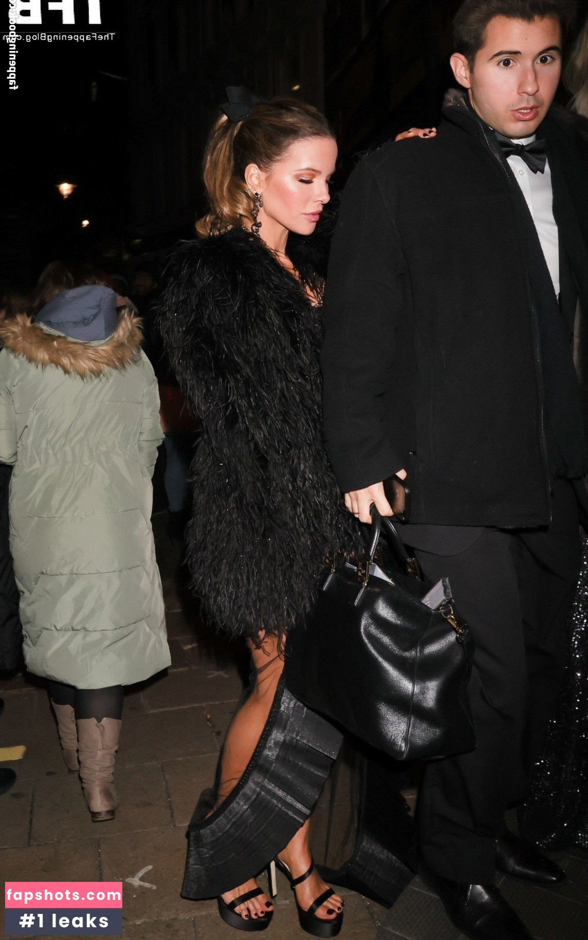 Kate Beckinsale Nahé úniky fotek pouze od fanoušků #450 - Fapshots