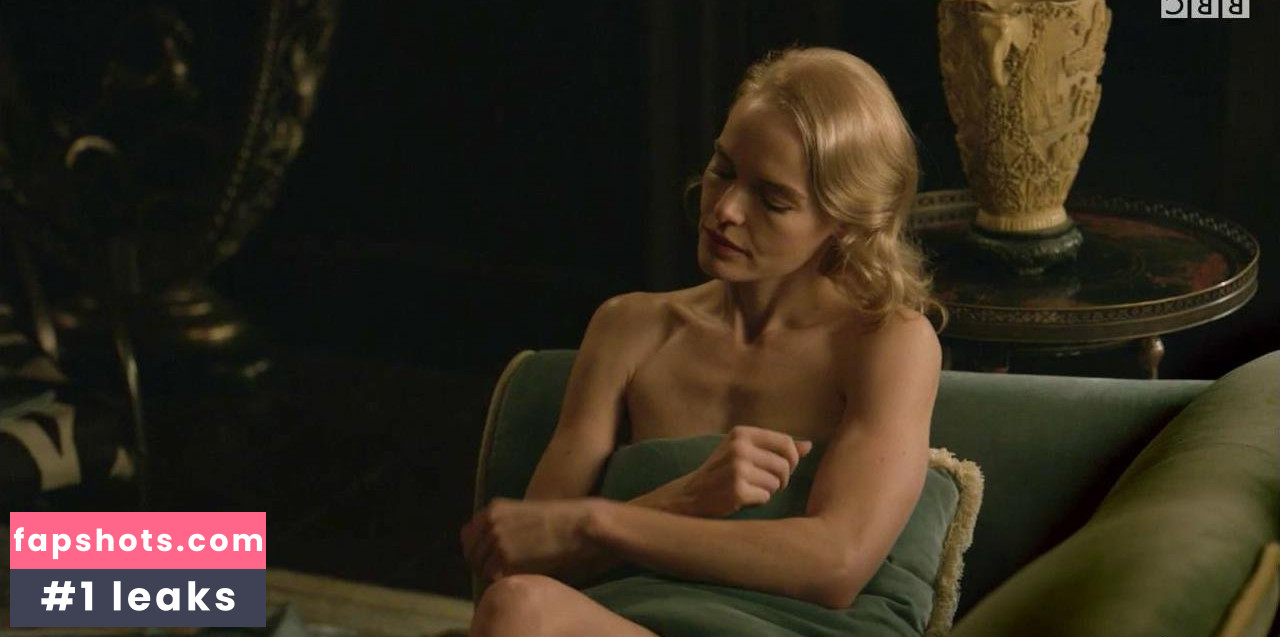 Kate Bosworth nude babe gallery