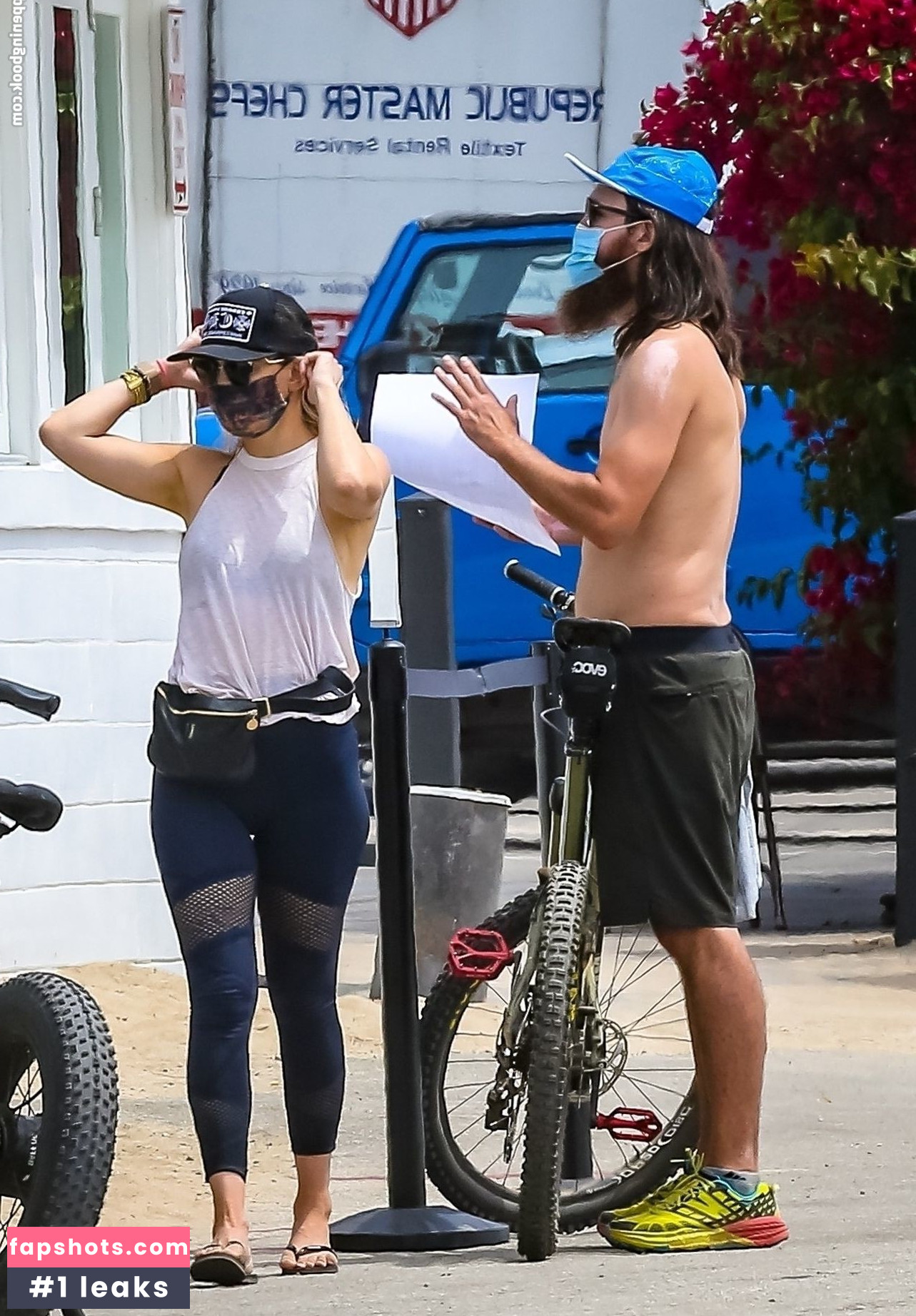 Kate Hudson gallery photo #357