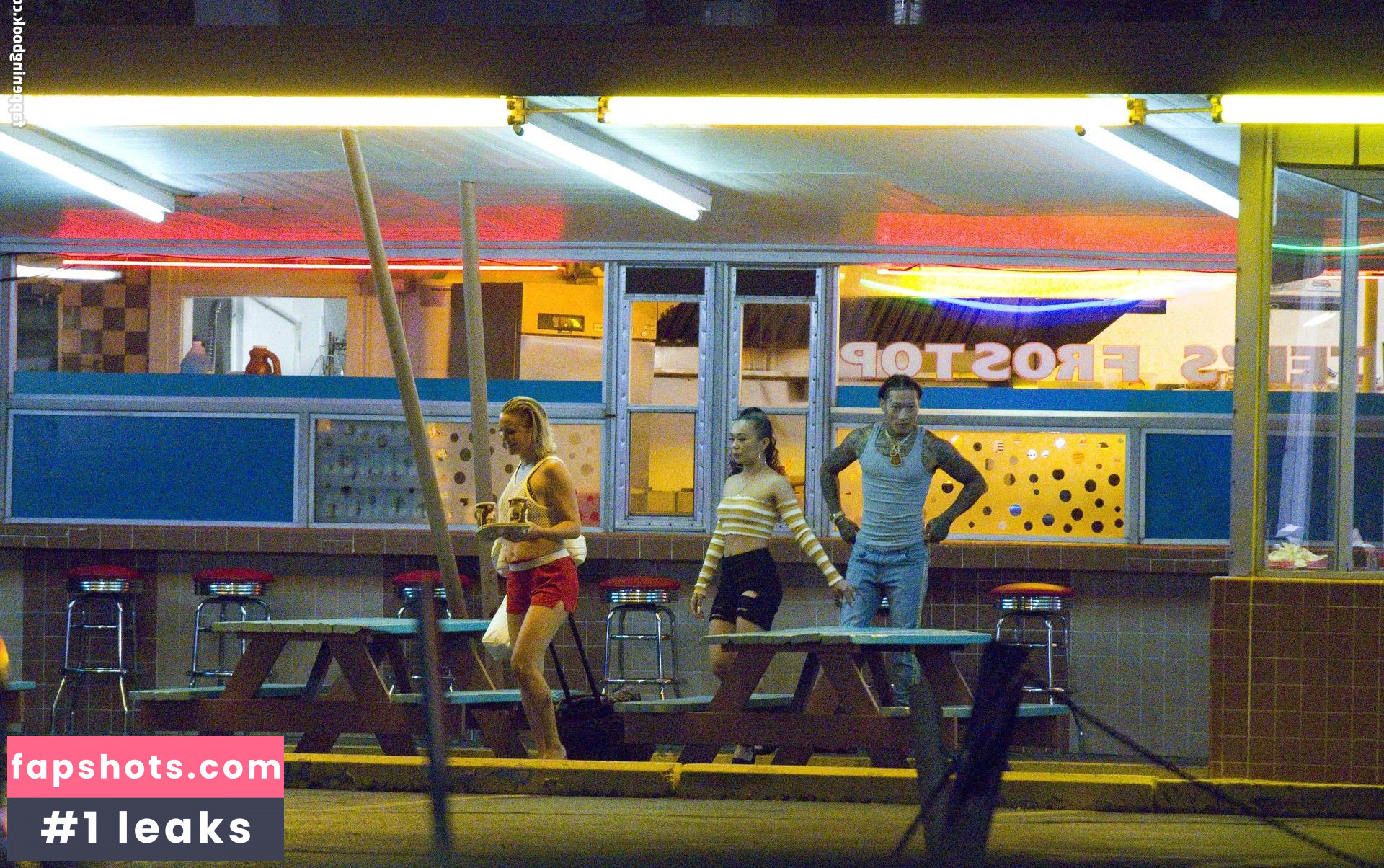 Kate Hudson gallery photo #359