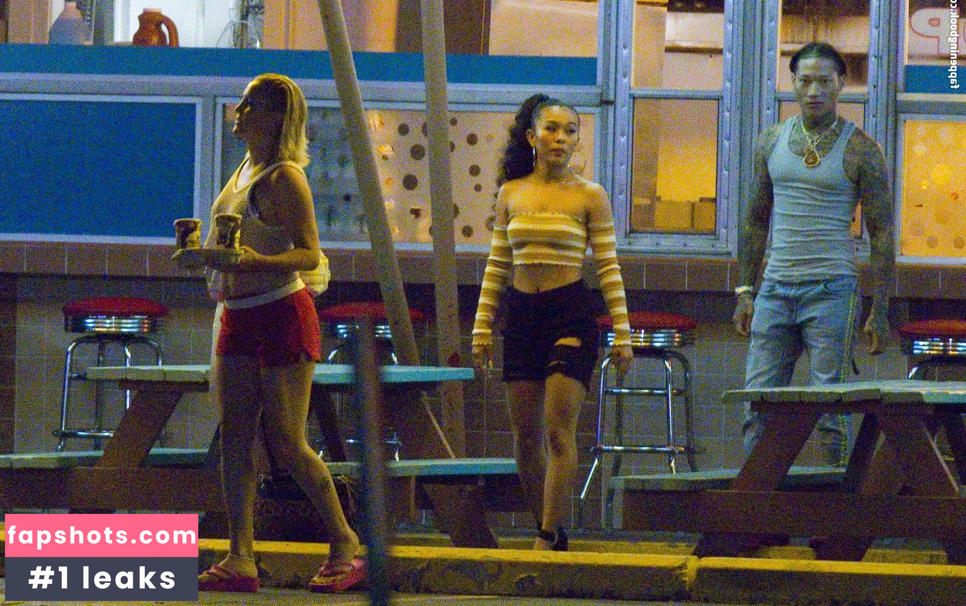 Kate Hudson gallery photo #361