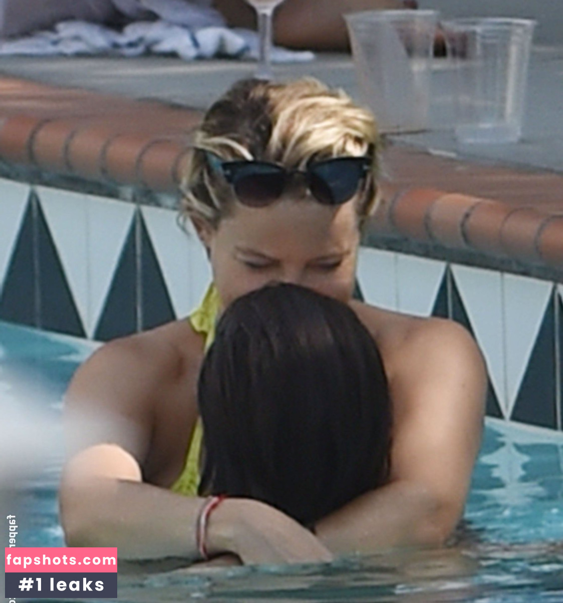 Kate Hudson gallery photo #426