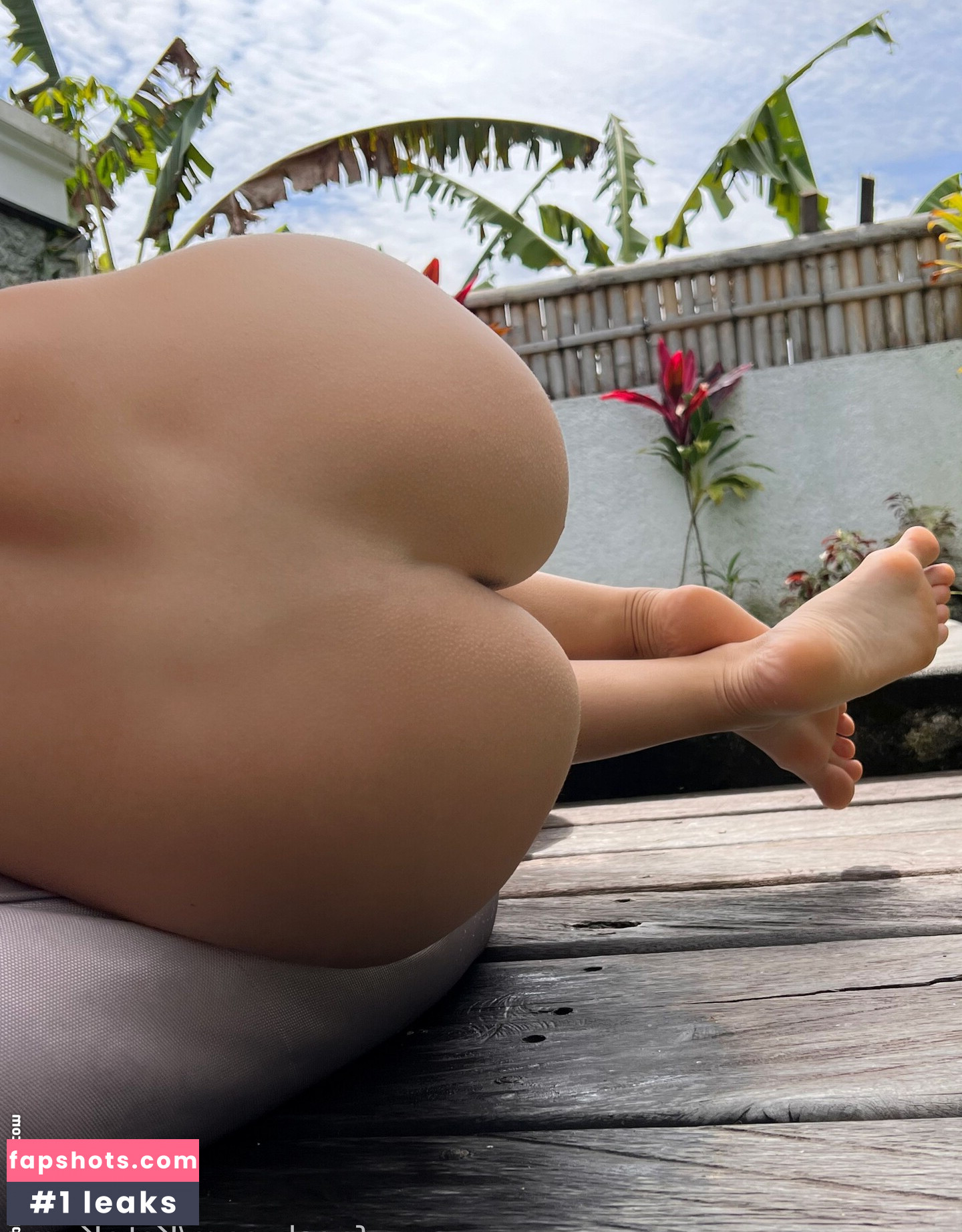 Kate Kuray gallery photo #159