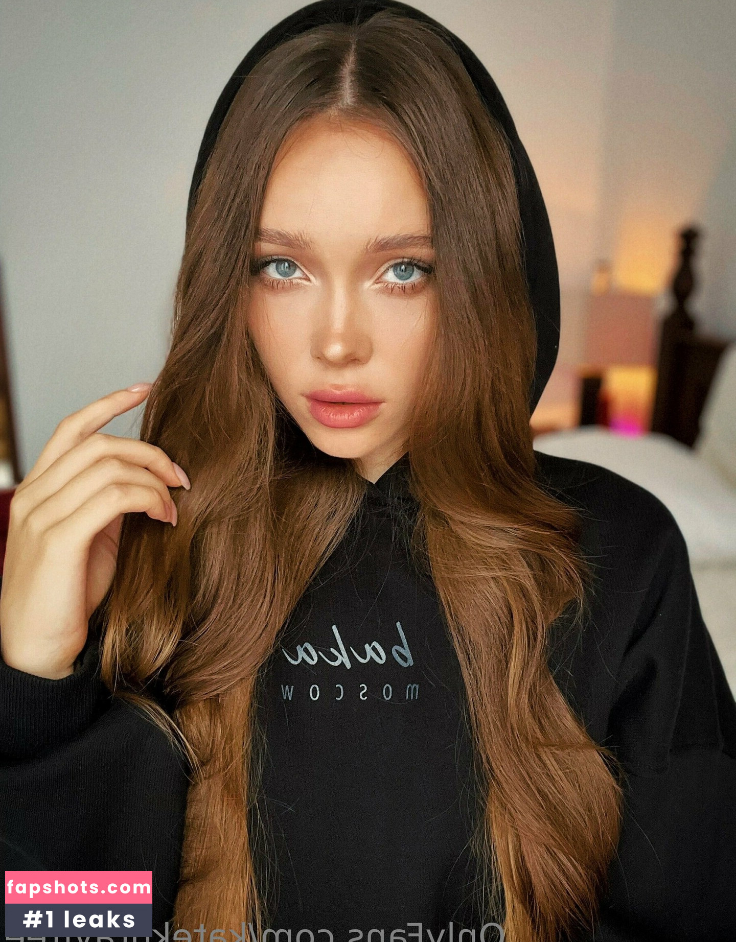 Kate Kuray gallery photo #218