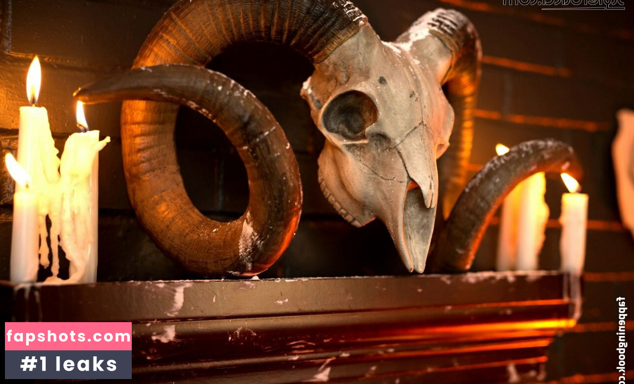 Kate Lambert gallery photo #104