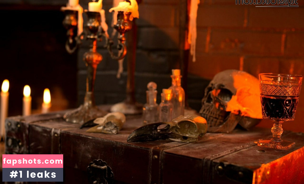 Kate Lambert gallery photo #96