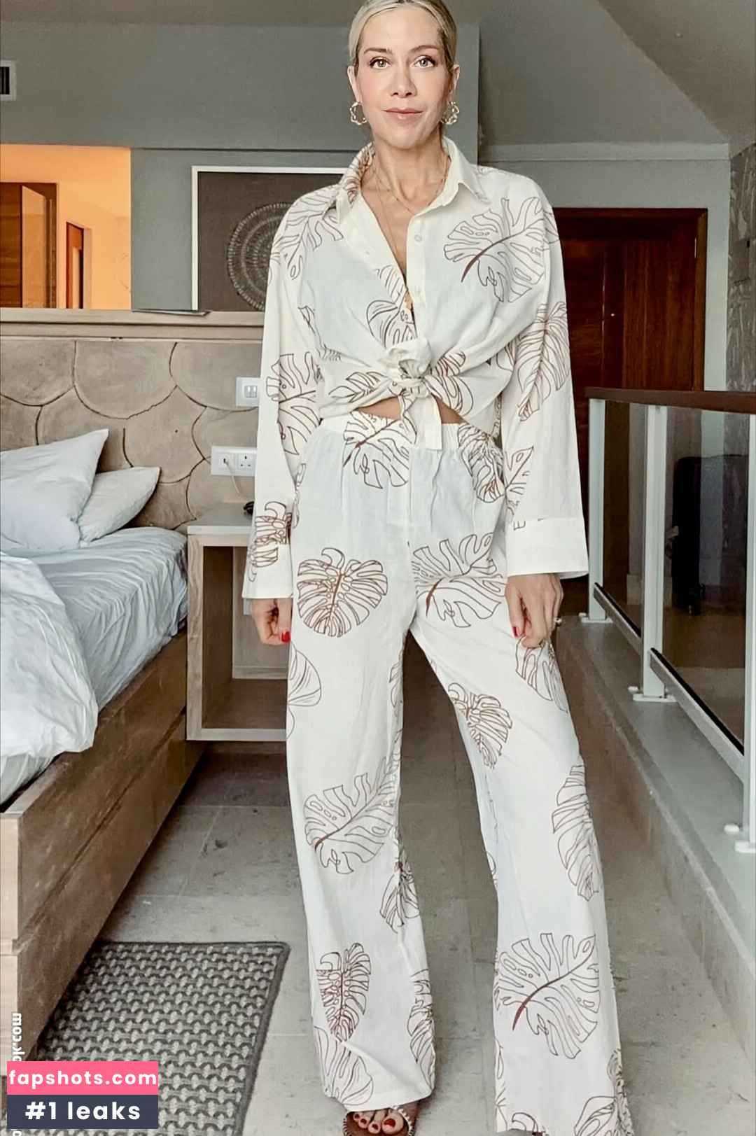 Kate Lawler gallery photo #2