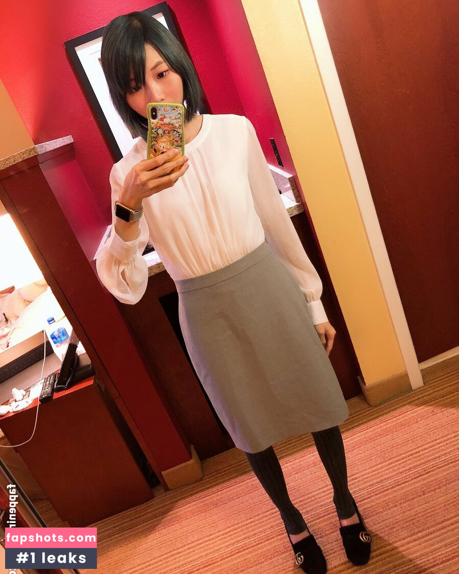 Kate Letourneau nude babe gallery