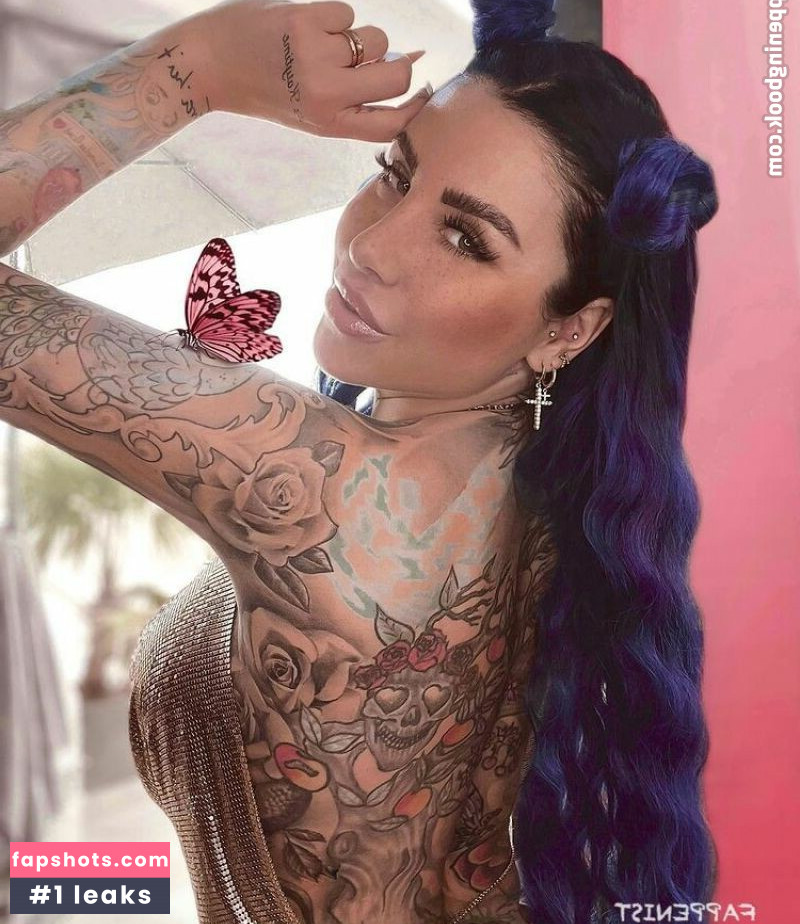 Kate Merlan gallery photo #14