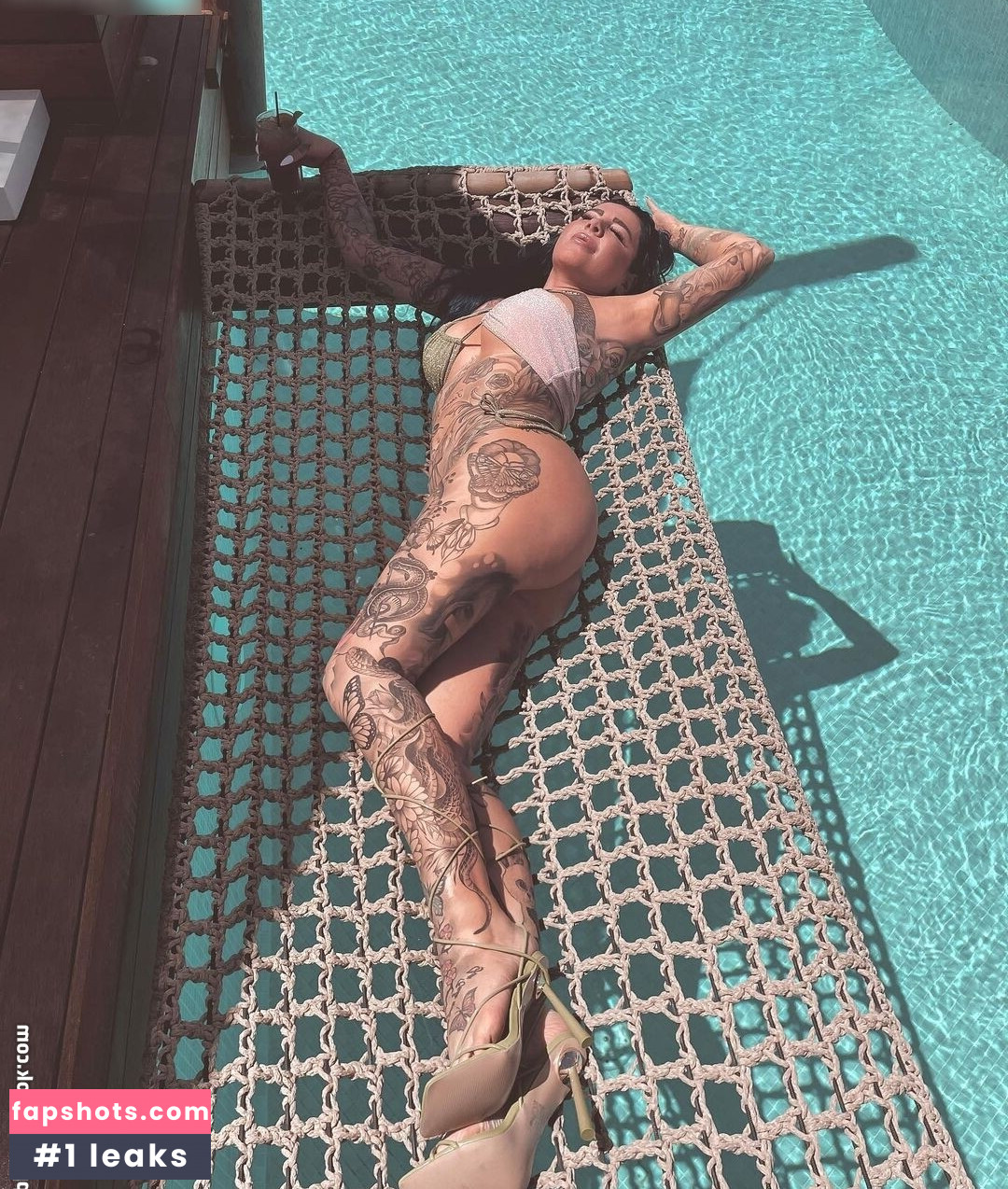 Kate Merlan gallery photo #29