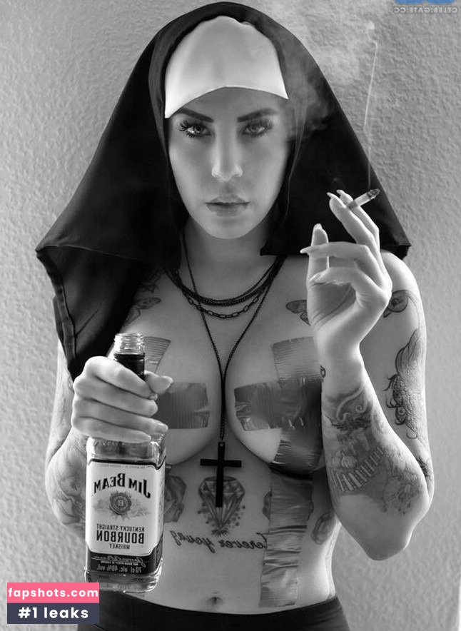 Kate Merlan gallery photo #9