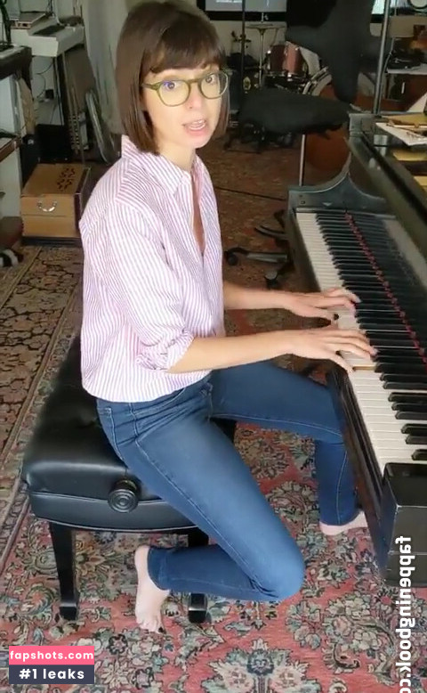 Kate Micucci Nahé úniky fotek pouze od fanoušků #26 - Fapshots