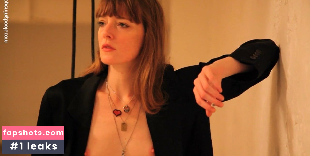 Kate Moran gallery photo #3