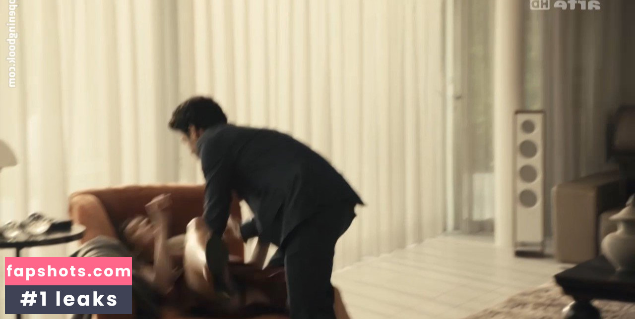 Kate Moran gallery photo #24