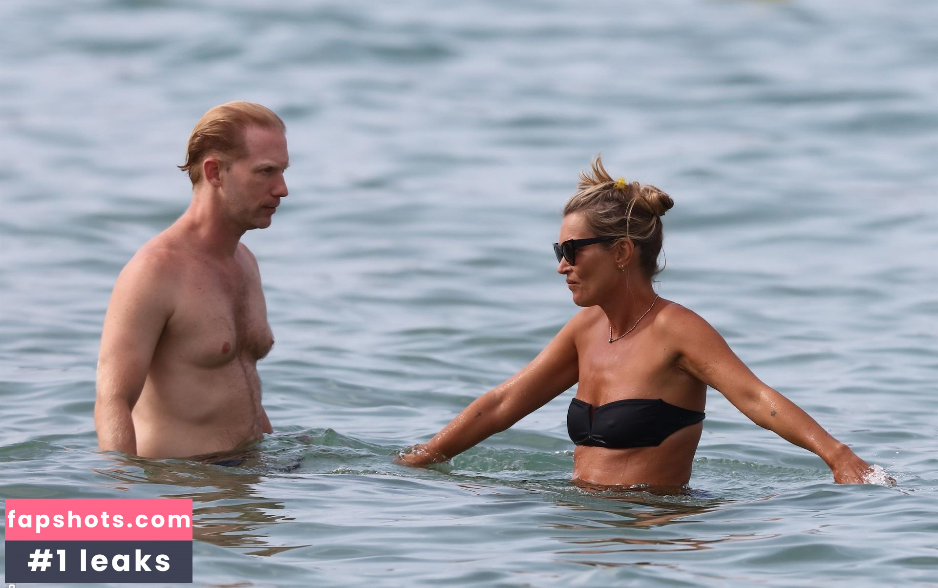 Kate Moss nude babe gallery