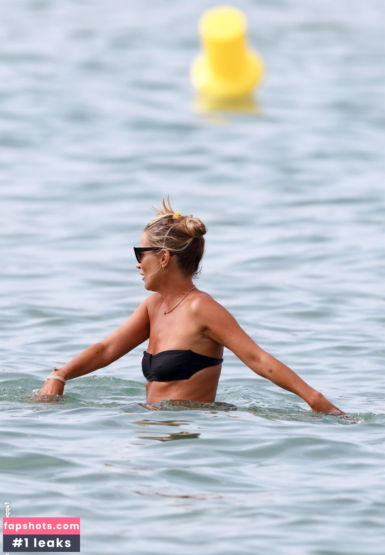 Kate Moss Nude Leaks OnlyFans Photos #230 - LeakJerk