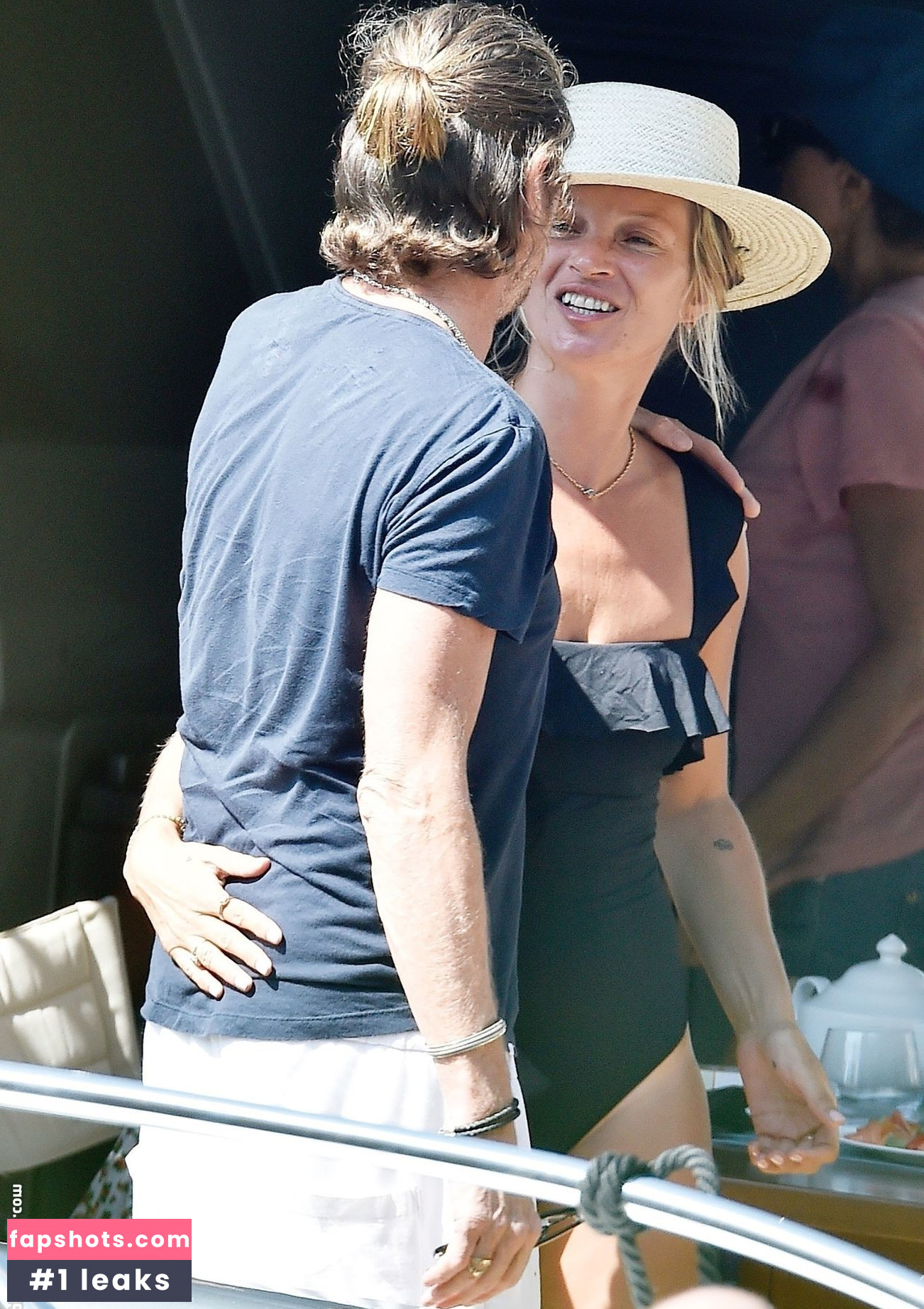 Kate Moss Nude Leaks OnlyFans Photos #239 - LeakJerk