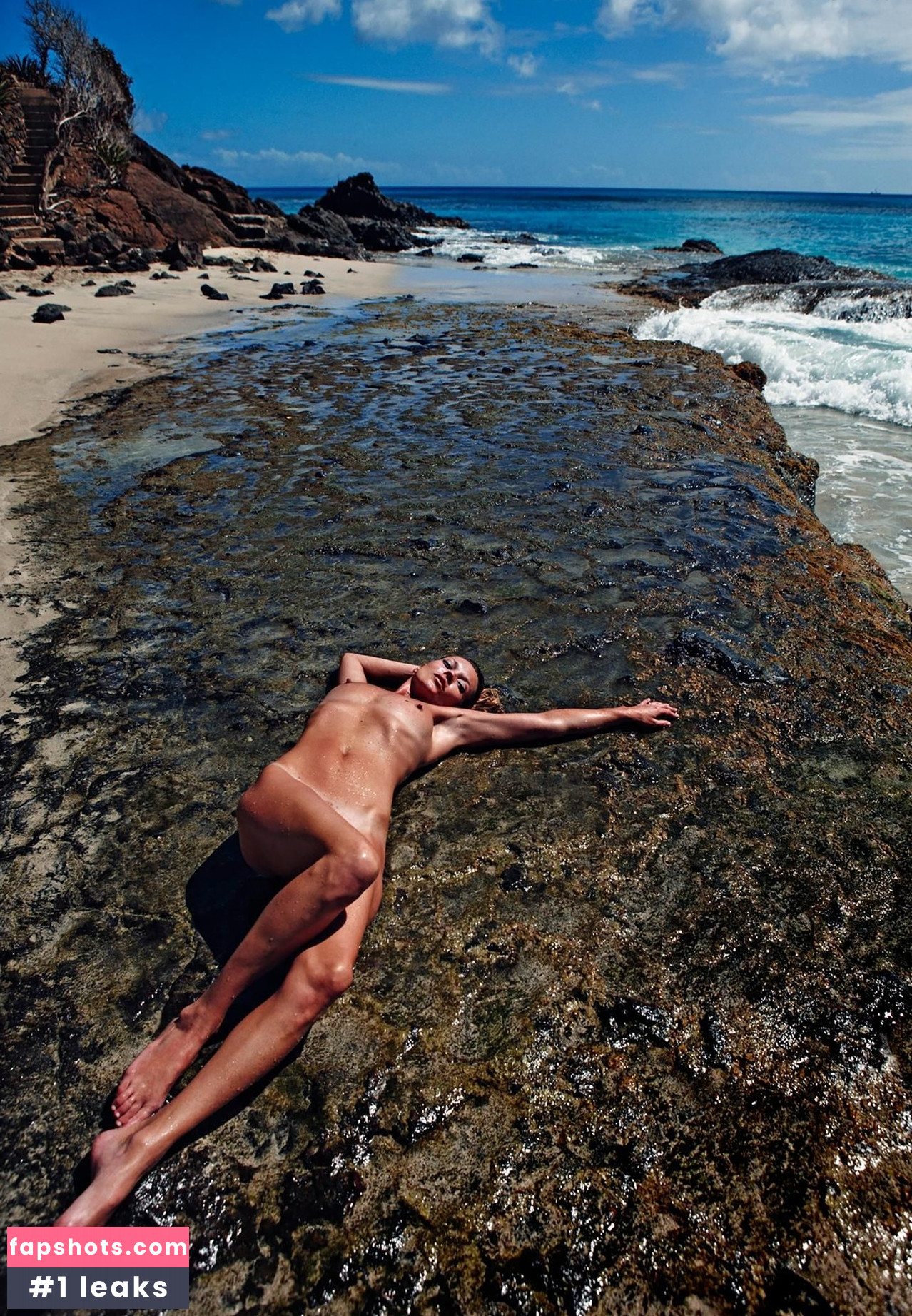 Kate Moss Nude Leaks OnlyFans Photos #261 - LeakJerk