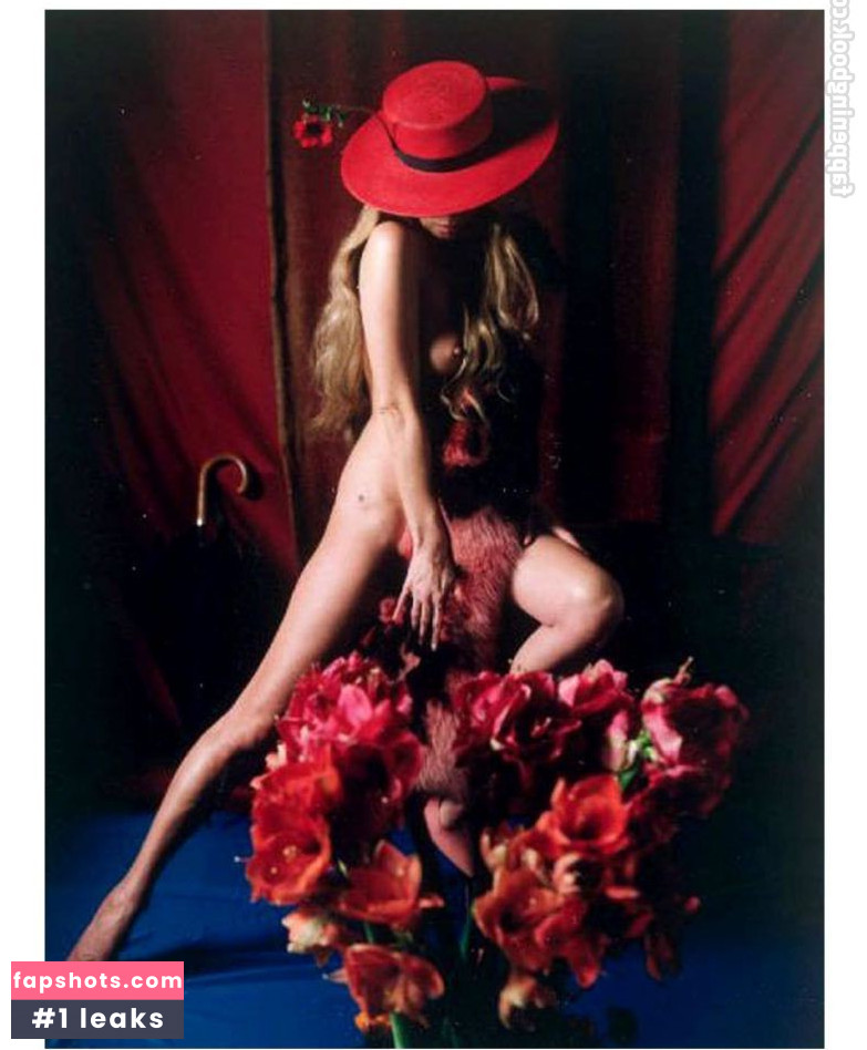 Kate Moss Nude Leaks OnlyFans Photos #264 - LeakJerk