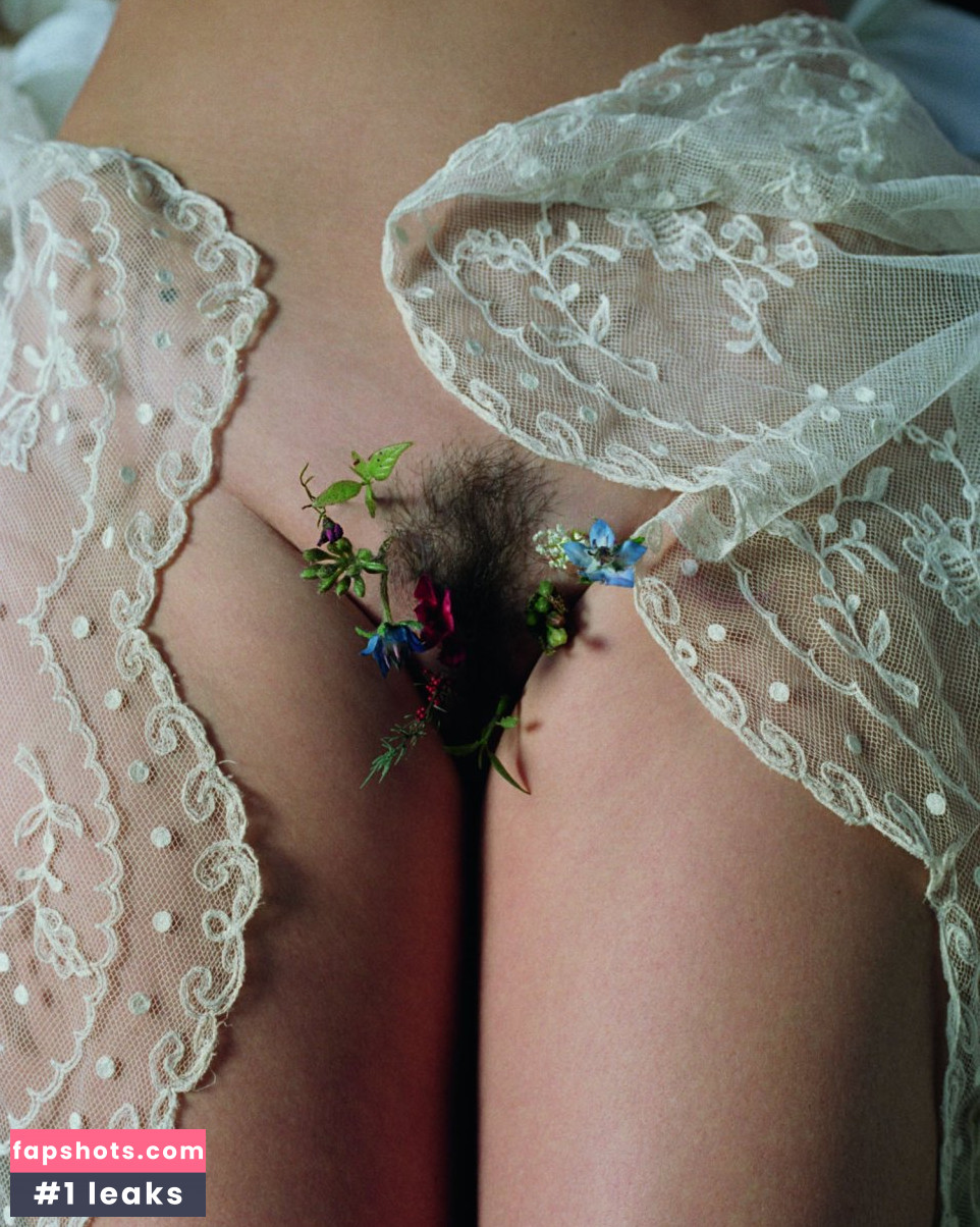 Kate Moss Nude Leaks OnlyFans Photos #289 - LeakJerk