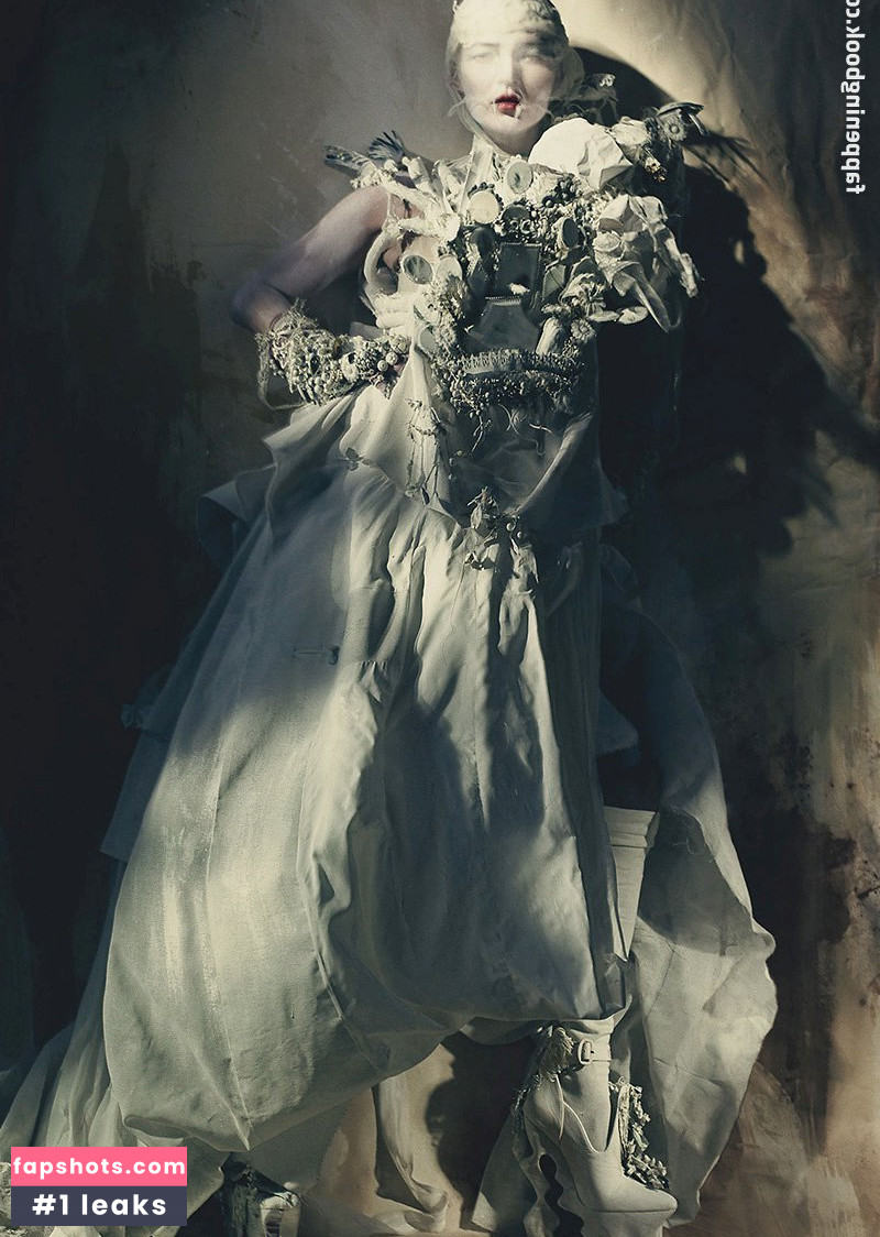 Kate Moss Nude Leaks OnlyFans Photos #292 - LeakJerk