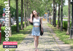 Kate Quinn gallery photo #121