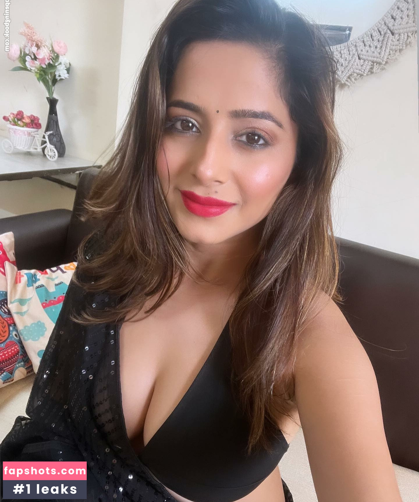 Kate Sharma gallery photo #66