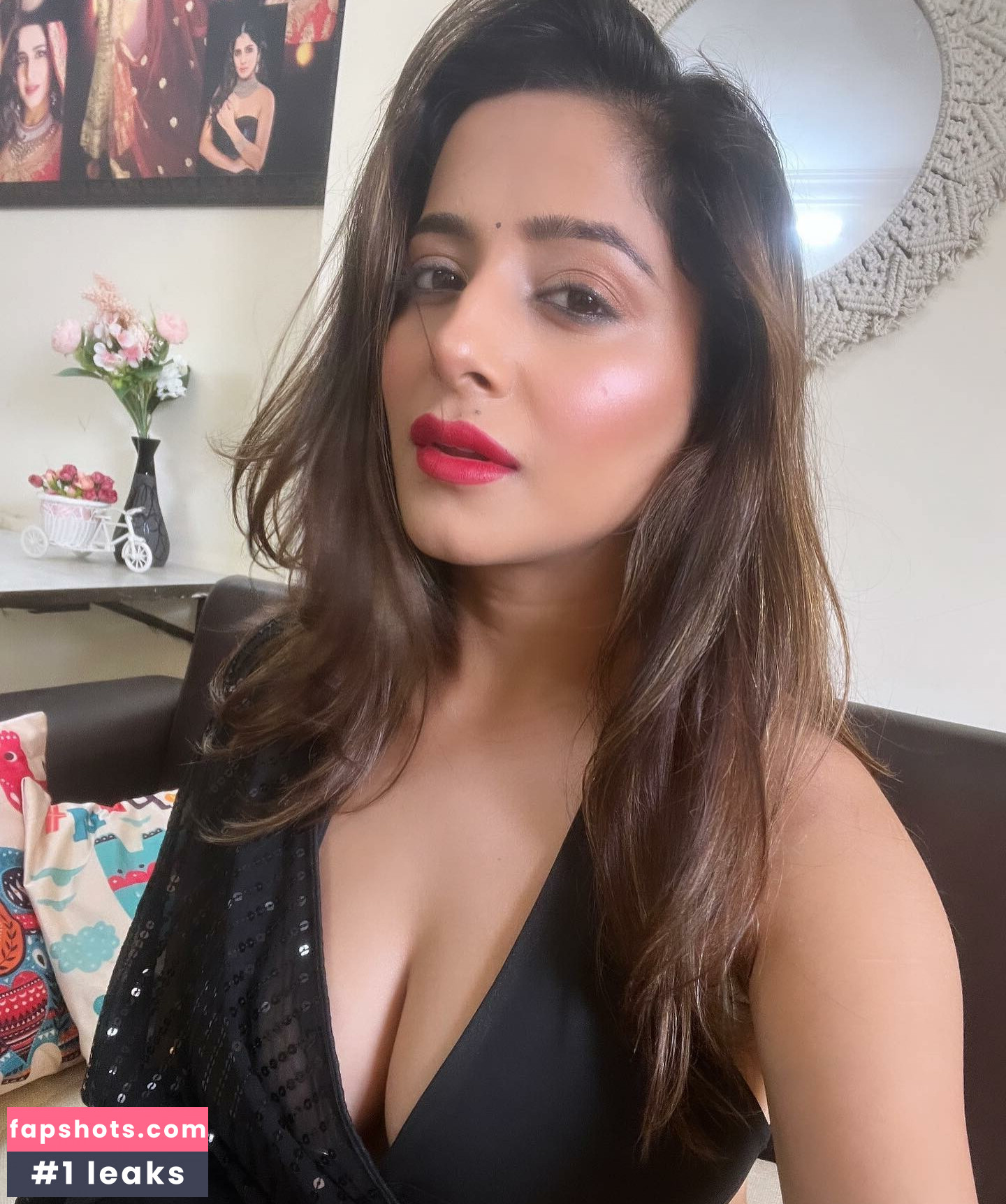 Kate Sharma gallery photo #68