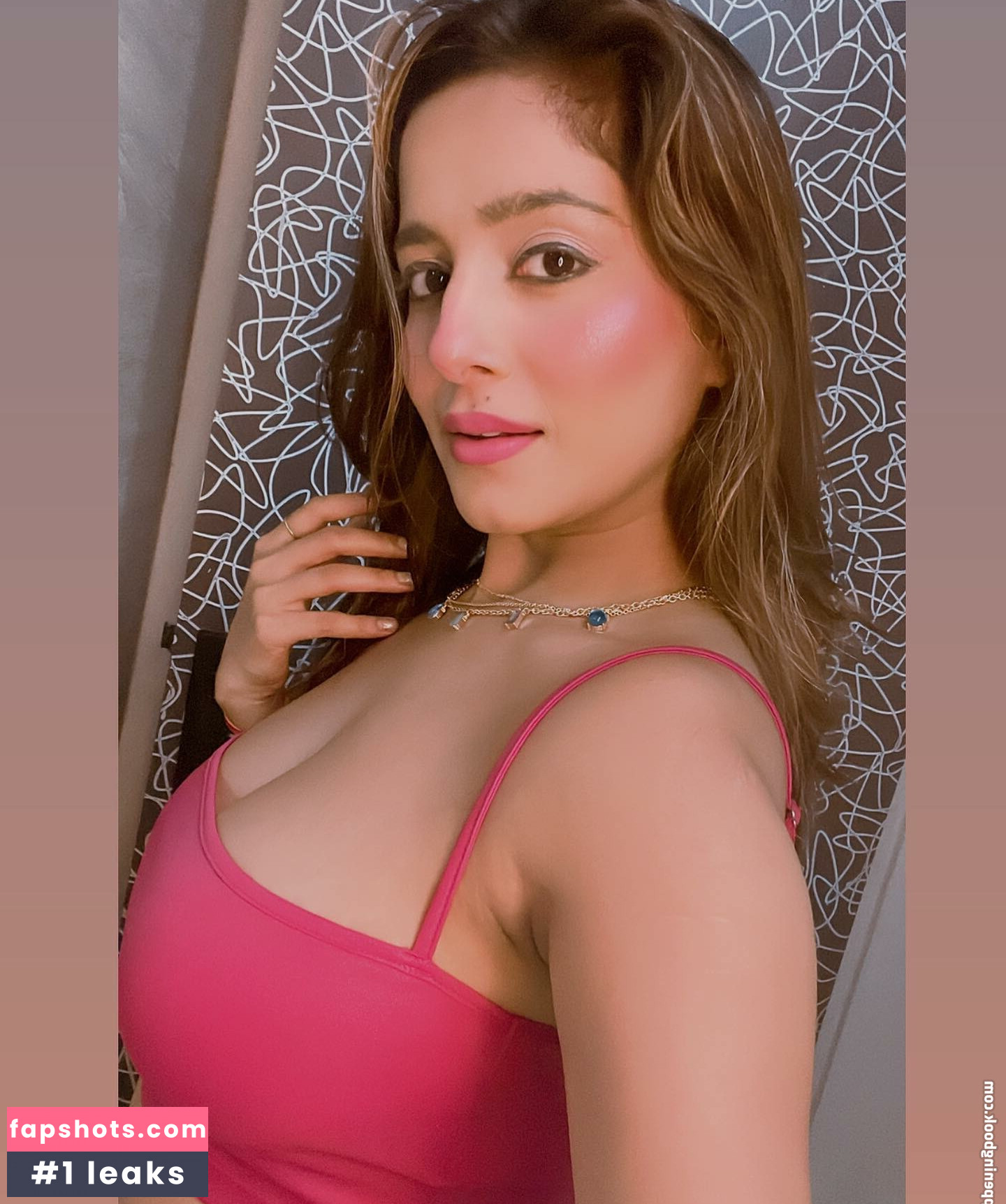 Kate Sharma gallery photo #71