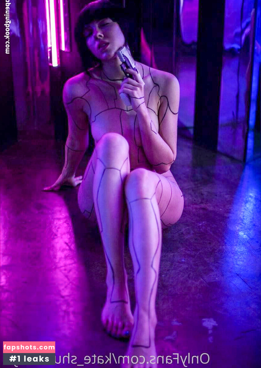 Kate Shumskaya gallery photo #86