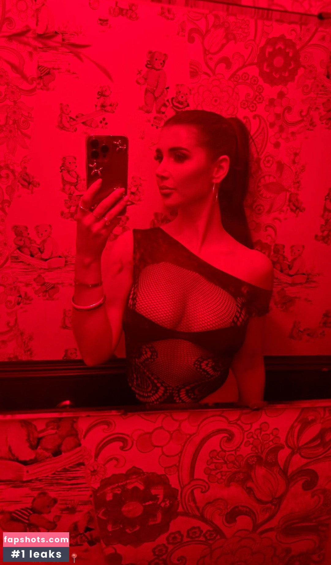 Kate Tracey gallery photo #9