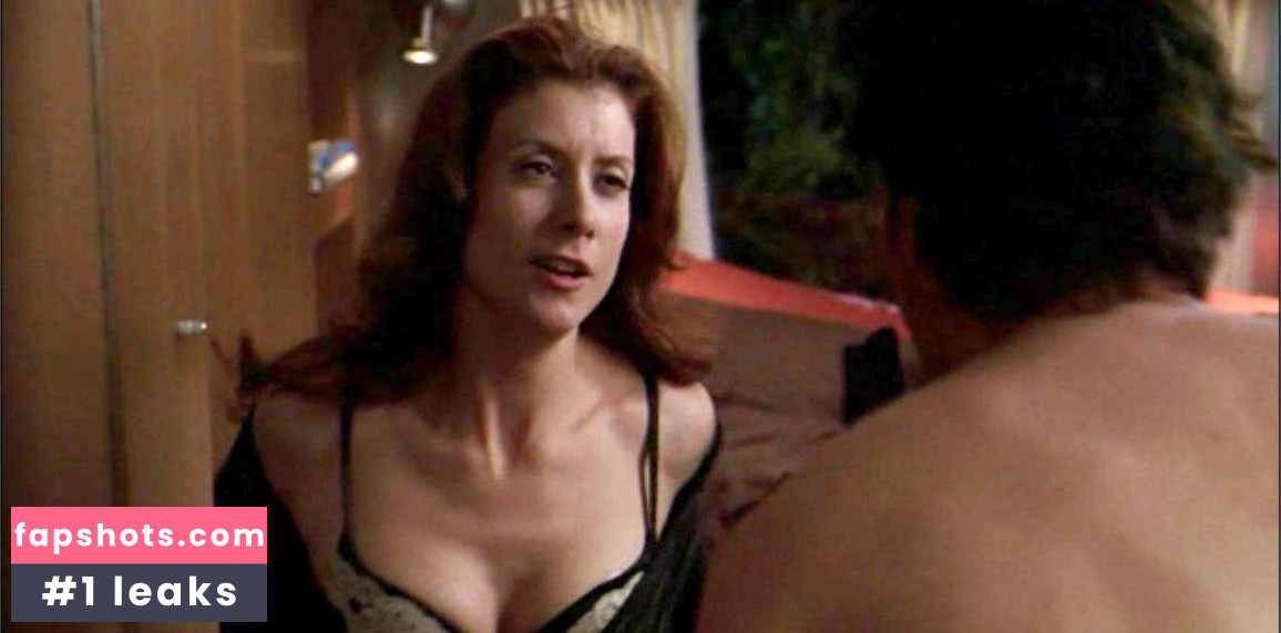 Kate Walsh gallery photo #133