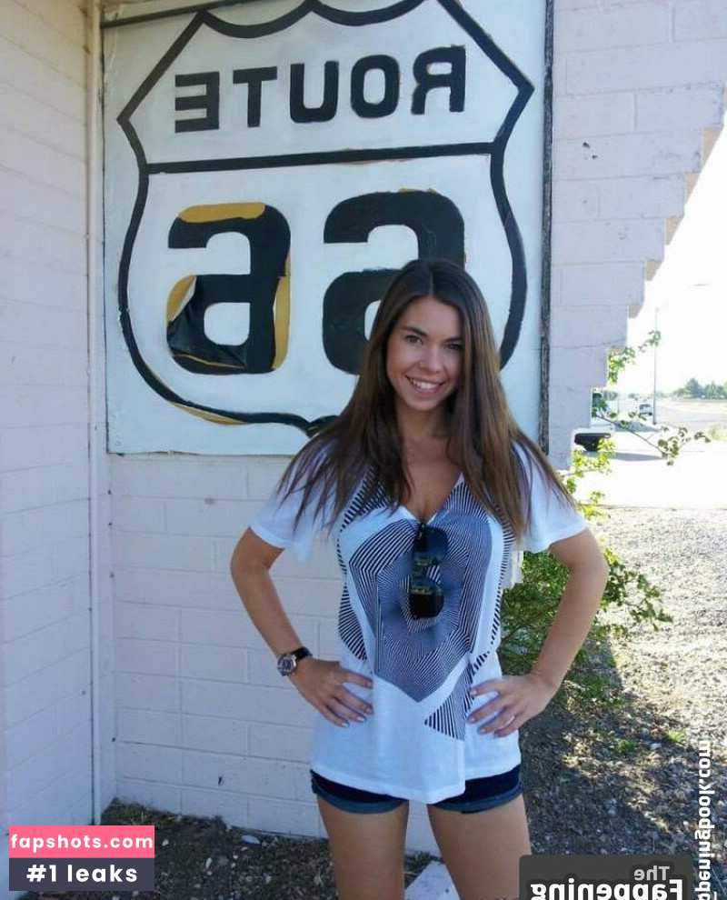 Katee Owen gallery photo #2