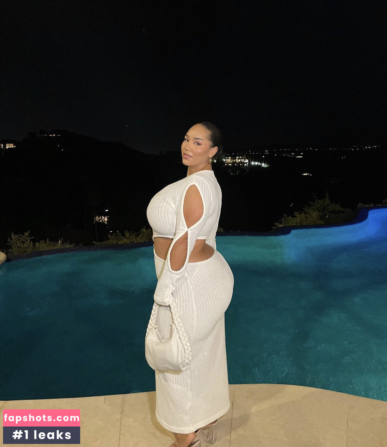 Katelyn Folasade gallery photo #28