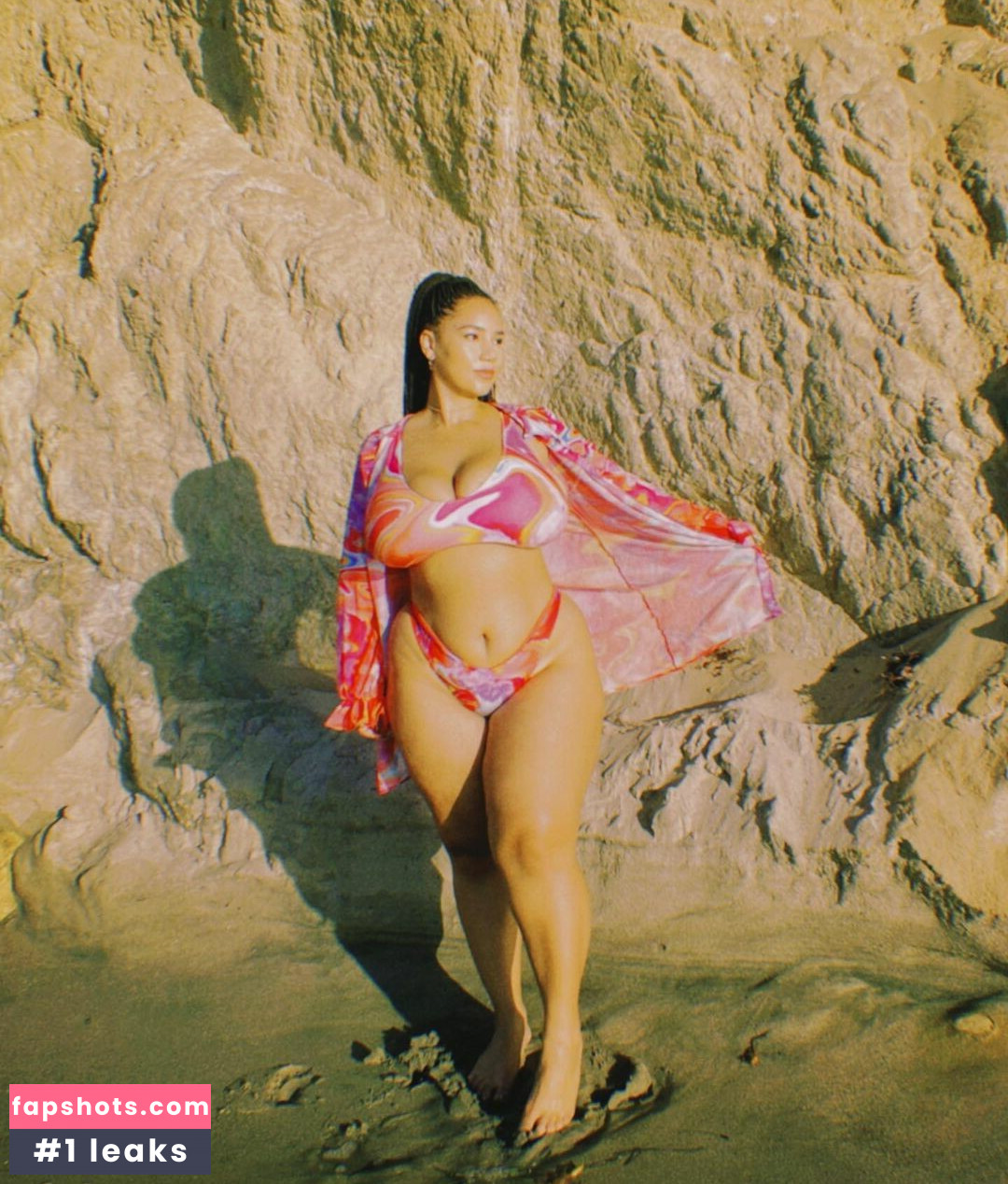 Katelyn Folasade gallery photo #41