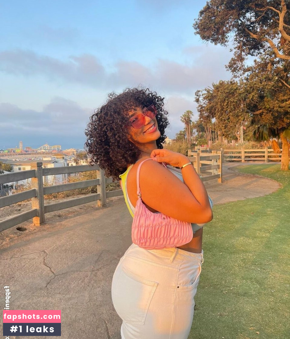 Katelyn Folasade gallery photo #43