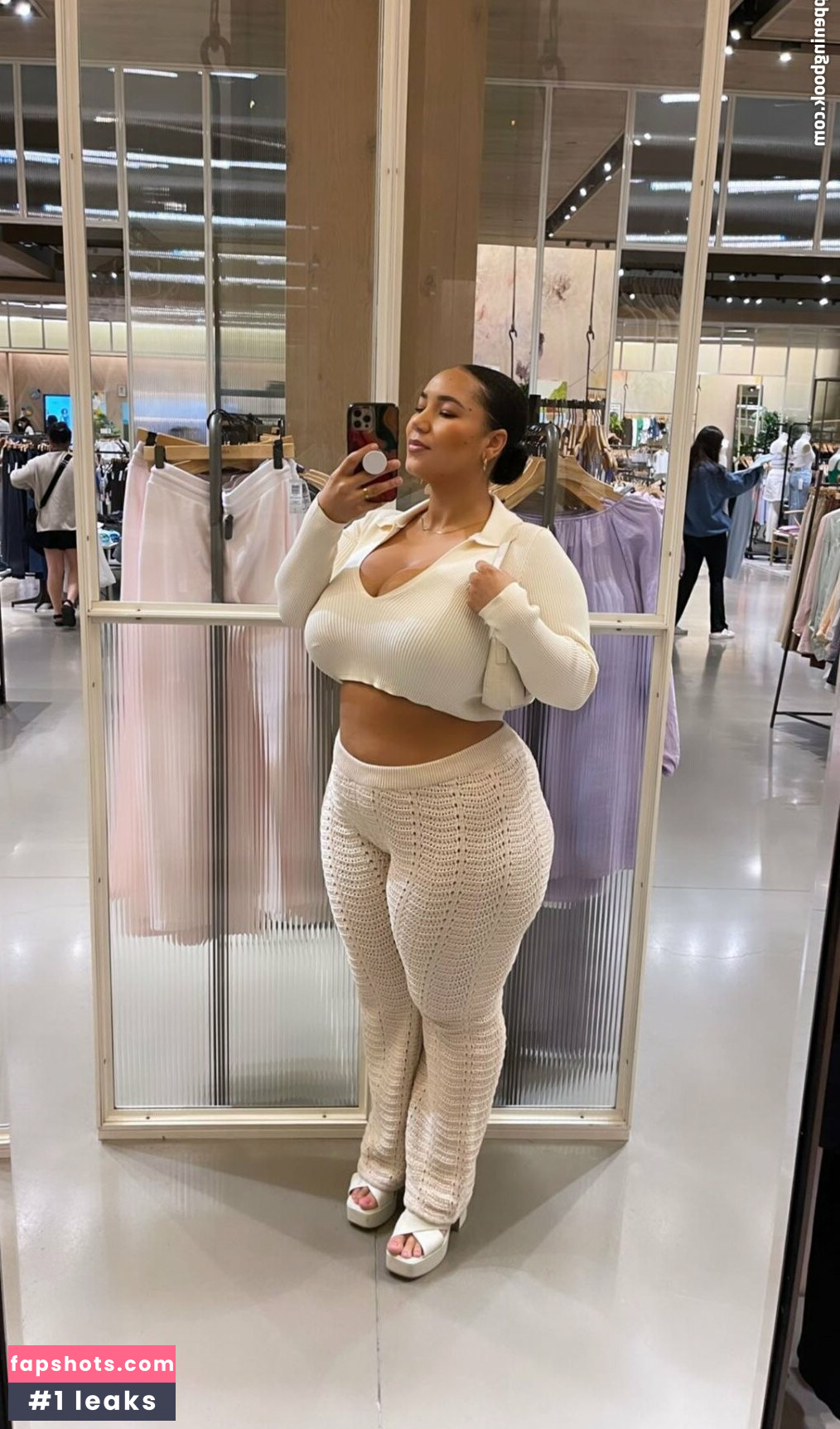 Katelyn Folasade gallery photo #63