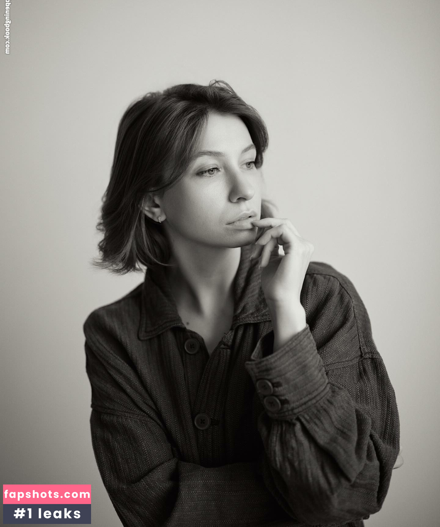 Katelyn Nacon gallery photo #2