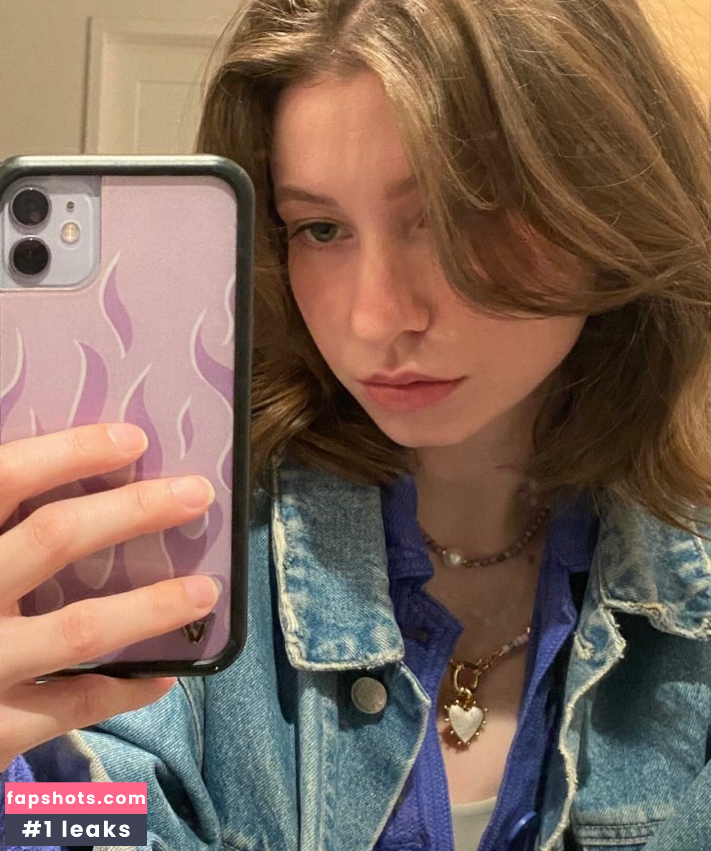 Katelyn Nacon nude babe gallery