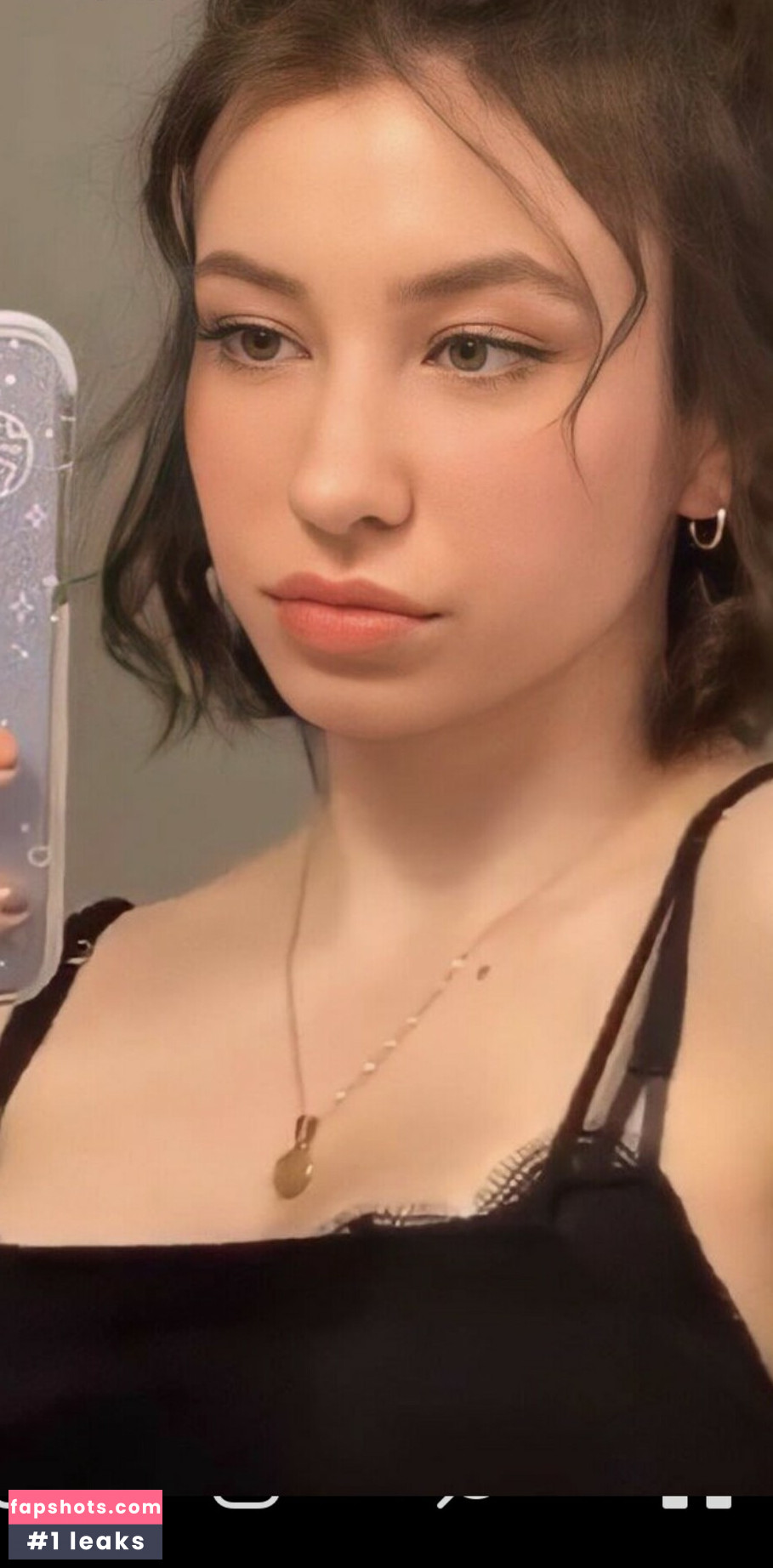 Katelyn Nacon gallery photo #28