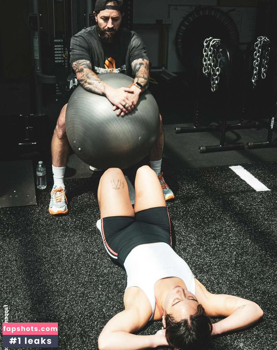 Katelyn Ohashi gallery photo #13