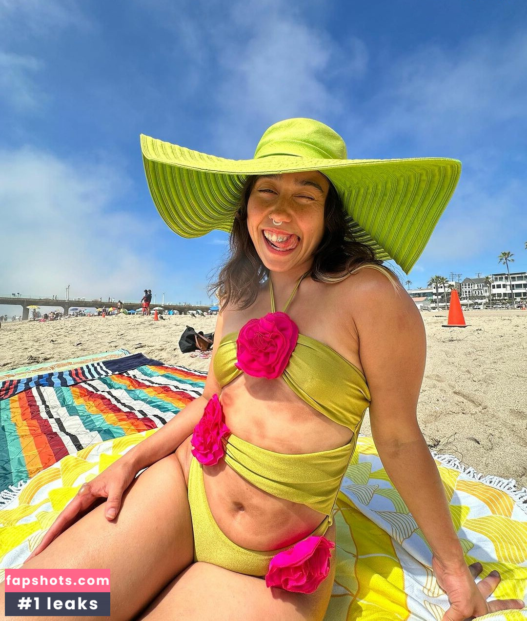 Katelyn Ohashi gallery photo #47