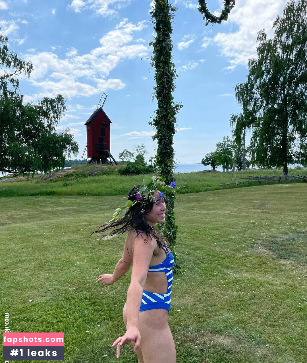 Katelyn Ohashi gallery photo #52