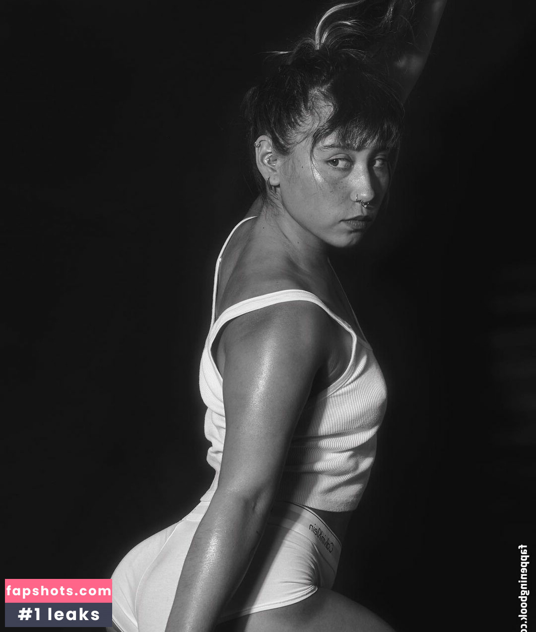 Katelyn Ohashi gallery photo #74