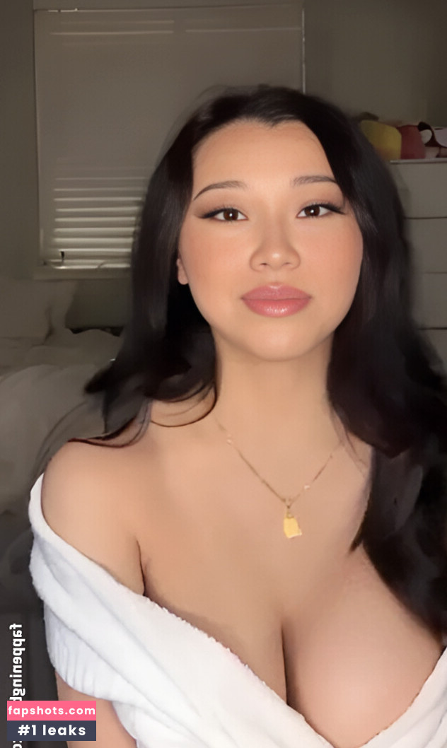 Katelyn Young gallery photo #16