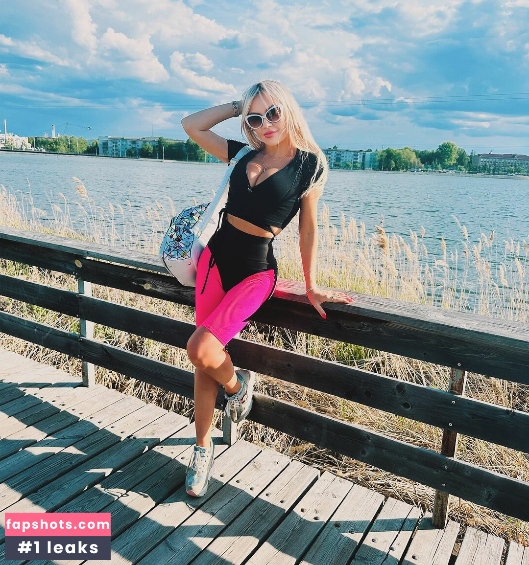 Katerina Bodriagina gallery photo #59