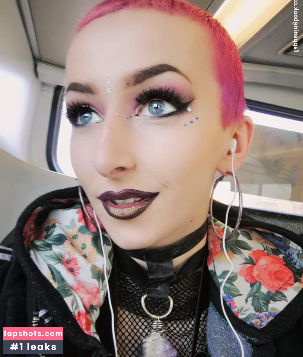 Katex Nahé úniky fotek pouze od fanoušků #117 - Fapshots