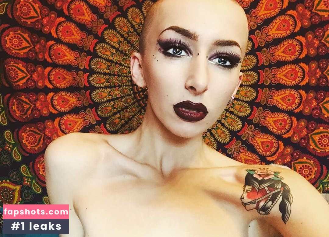 Katex Nahé úniky fotek pouze od fanoušků #126 - Fapshots